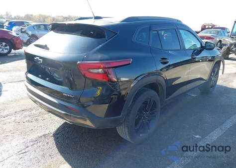 2025 Chevrolet Trax Fwd Activ z USA, uszkodzony, nr VIN KL77LKEP3SC220657